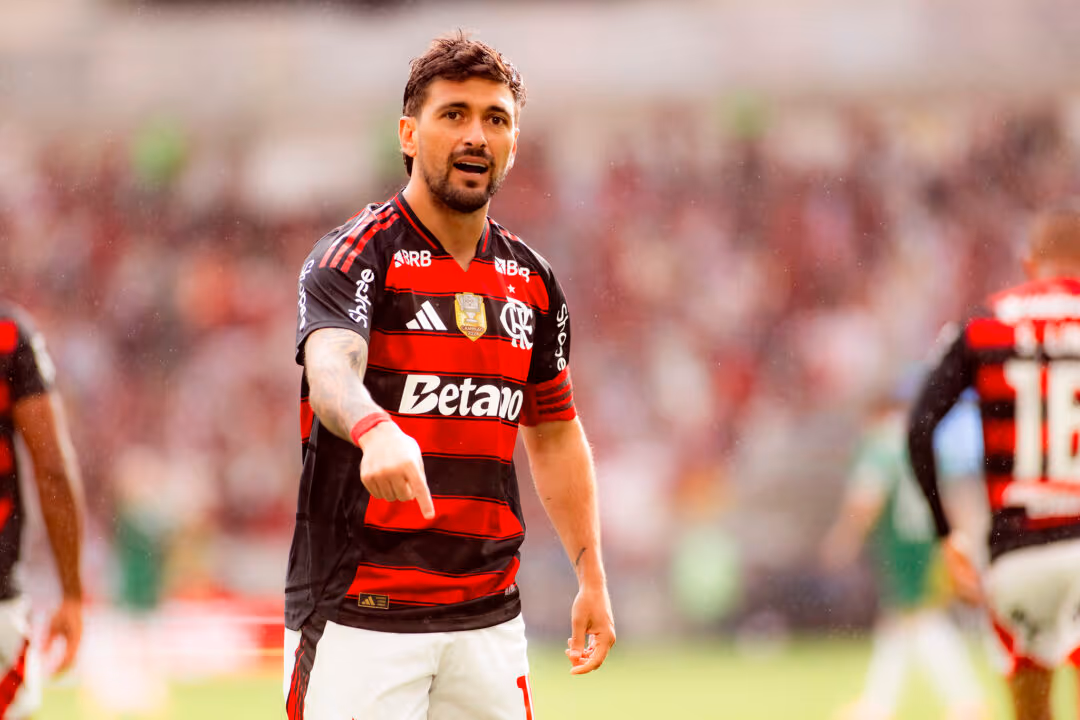 Rodolfo Borges na Crusoé: A técnica de atuação de Arrascaeta
