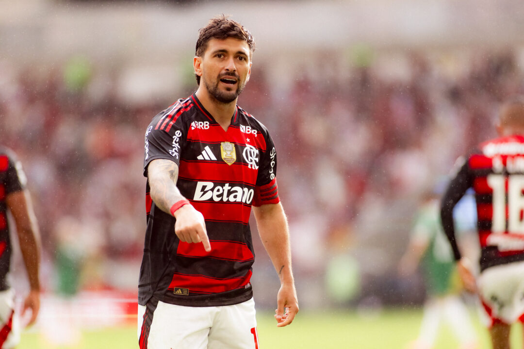 Rodolfo Borges na Crusoé: A técnica de atuação de Arrascaeta