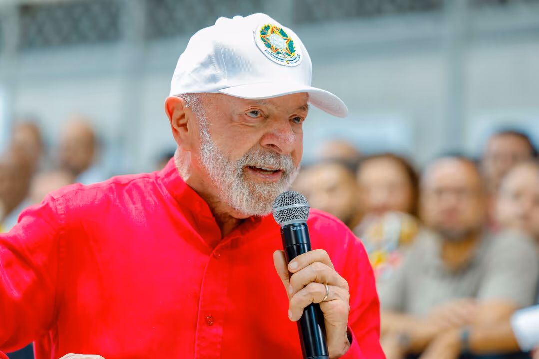 Lula põe em dúvida candidatura à reeleição