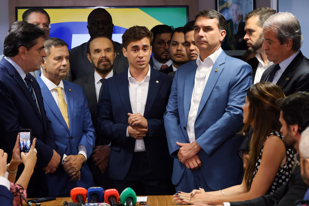 Crusoé: Nikolas critica Lula por deixar o Brasil de fora das negociações com EUA
