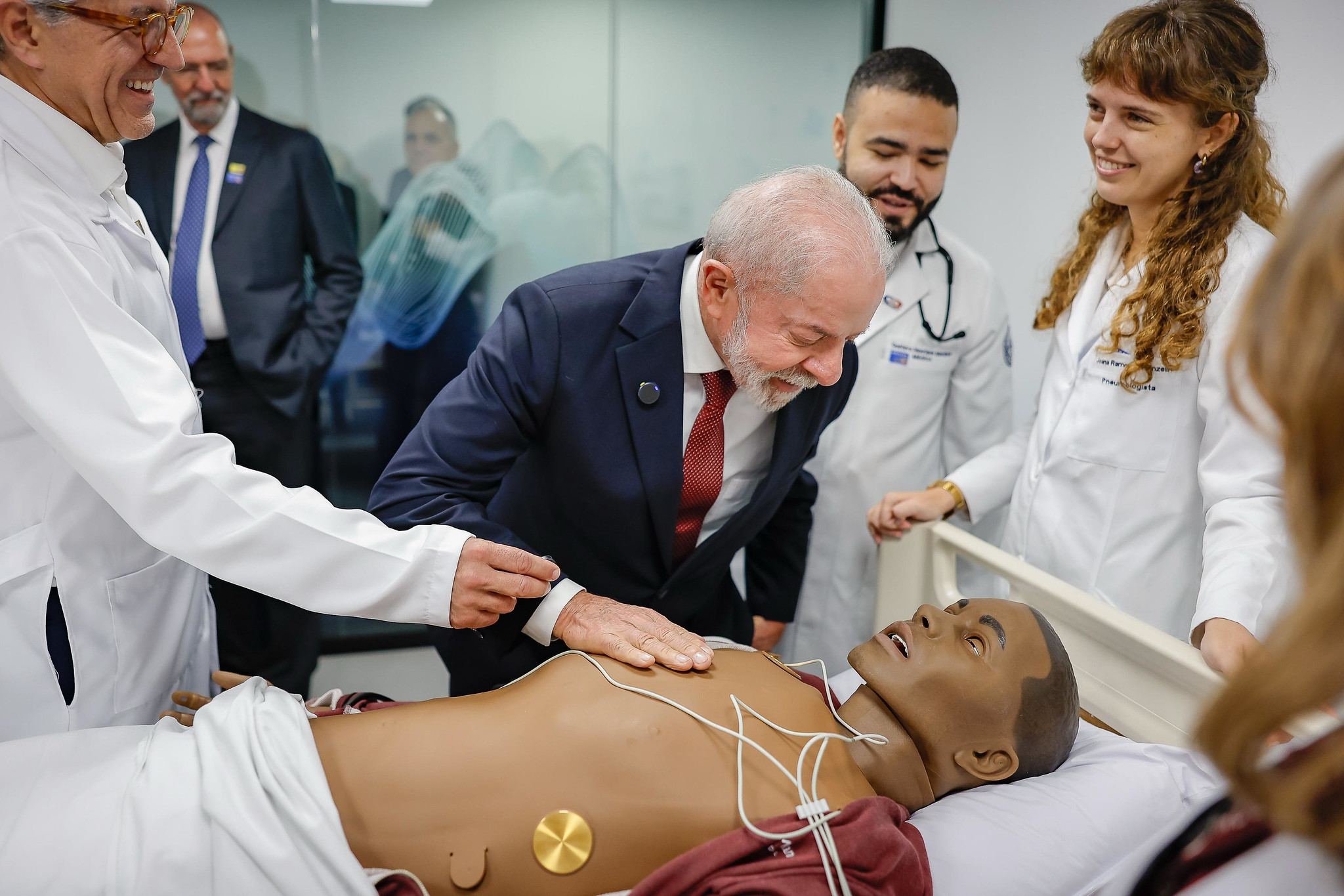 Crusoé: Lula admite que precisa de um psicólogo