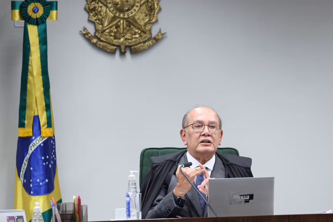 Janot reage a ataques de Gilmar