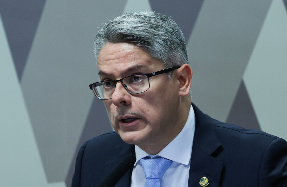 “Um defeito que Gilmar não tem é ser burro”, diz Vieira