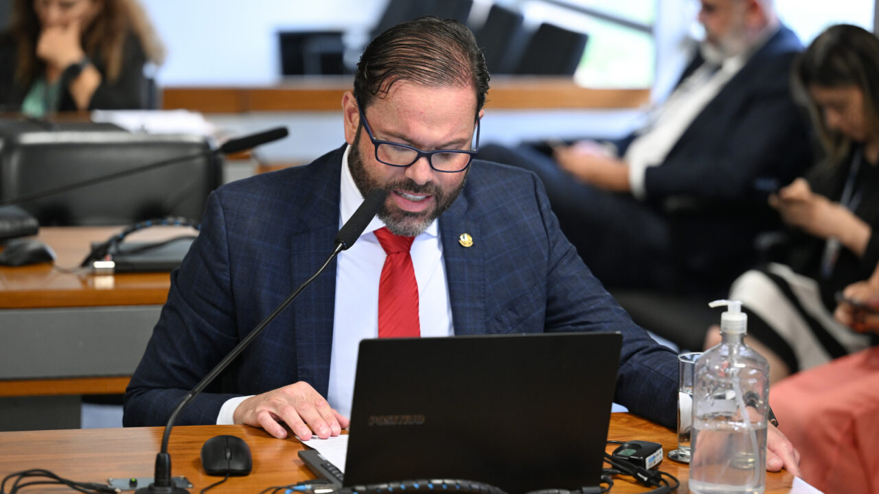 Seif fiscaliza redes sociais de Celina Leão