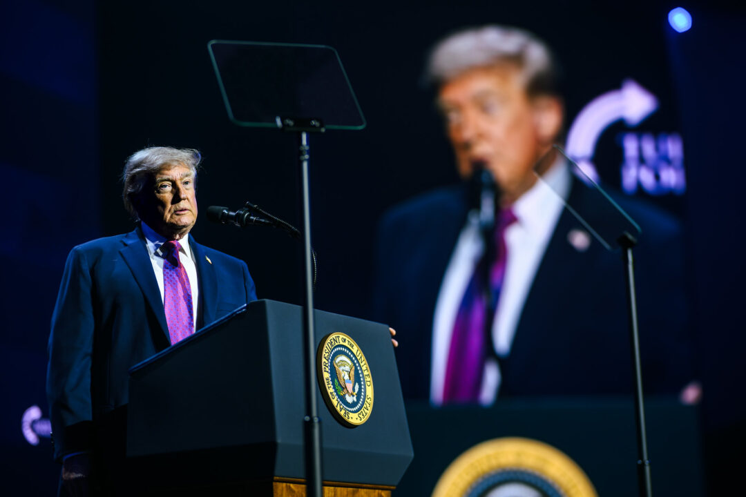 Trump: EUA irão “atirar e destruir” qualquer embarcação que lance minas em Ormuz