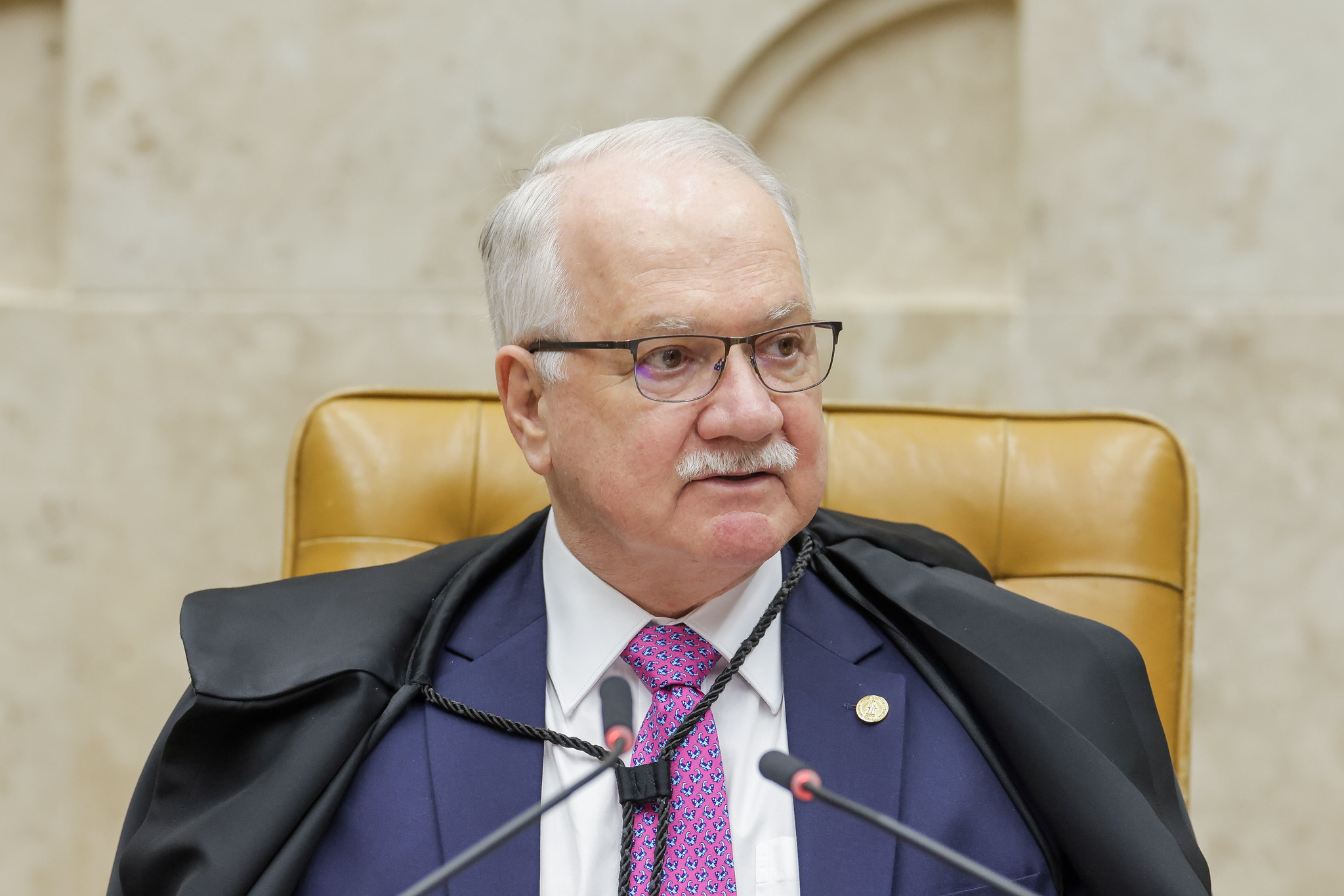 Fachin derruba decisão que proibia venda de bens do DF para socorrer BRB