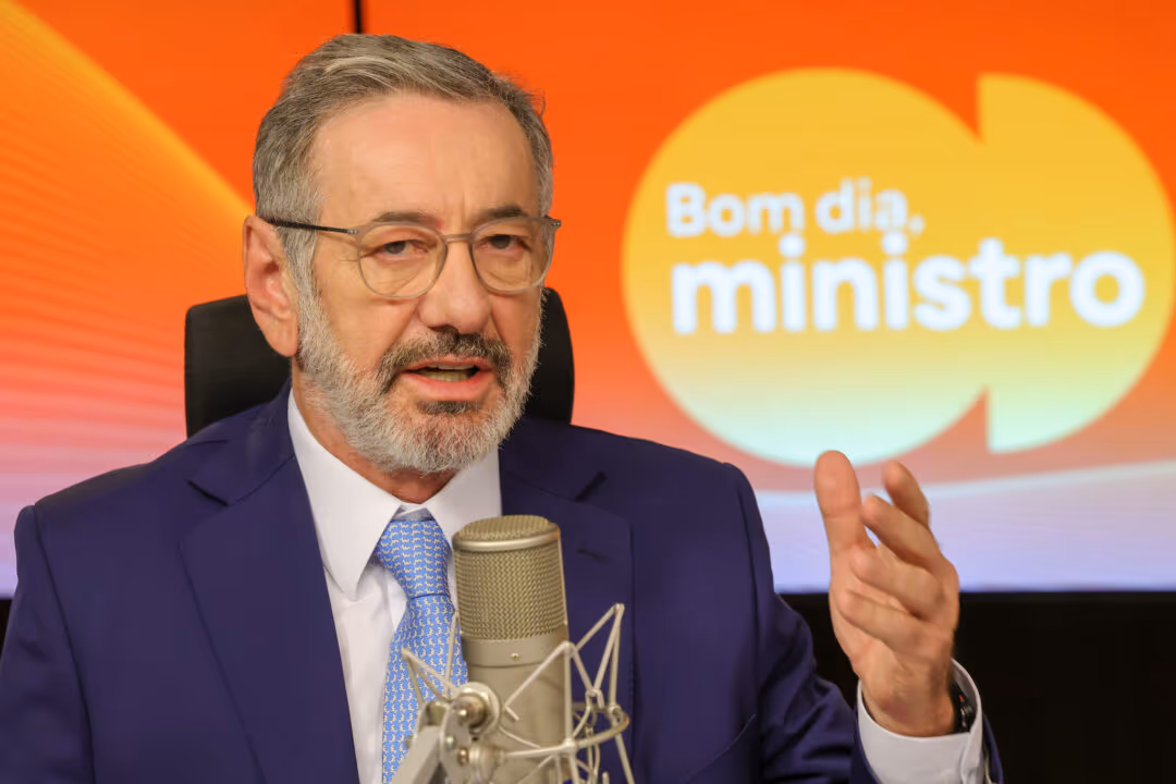 Ministro associa debate sobre tarifaço dos EUA a interesses eleitorais