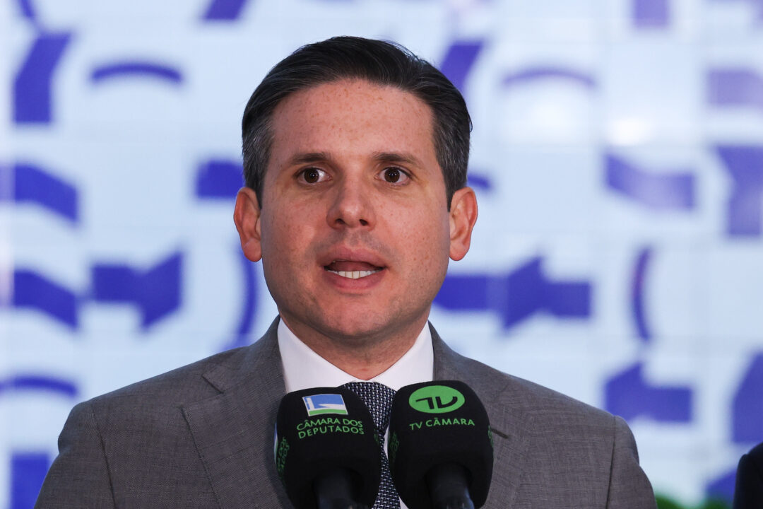Redução de jornada é compromisso da Câmara com trabalhadores, diz Motta
