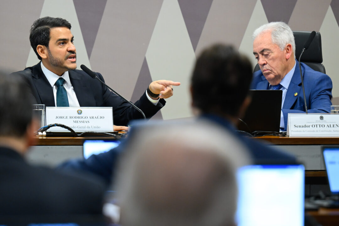 Messias invoca Constituição como “código de ética” em sabatina para o Supremo