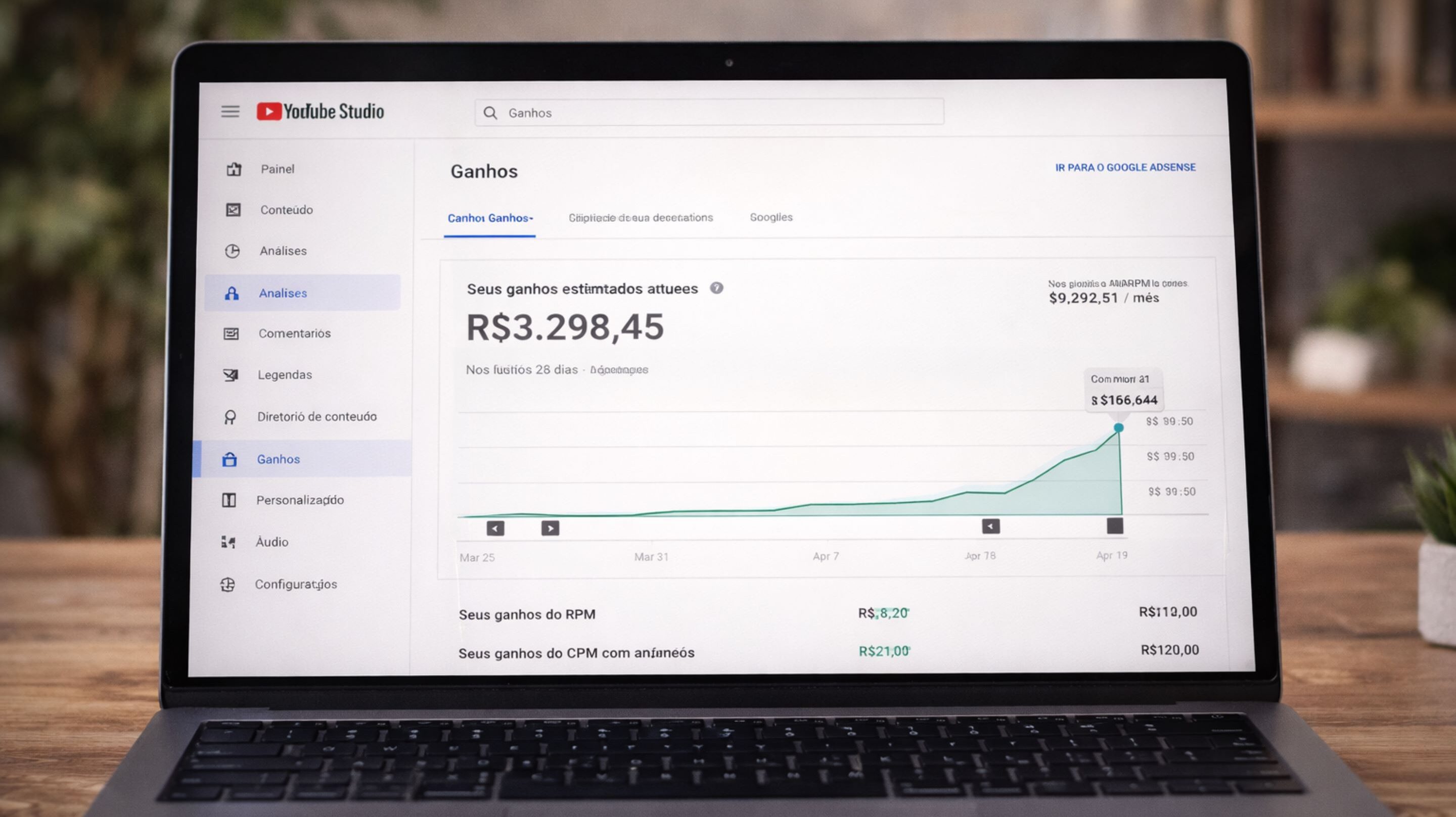 Quanto o YouTube paga em 2026 e por que os valores podem variar muito mais do que você imagina