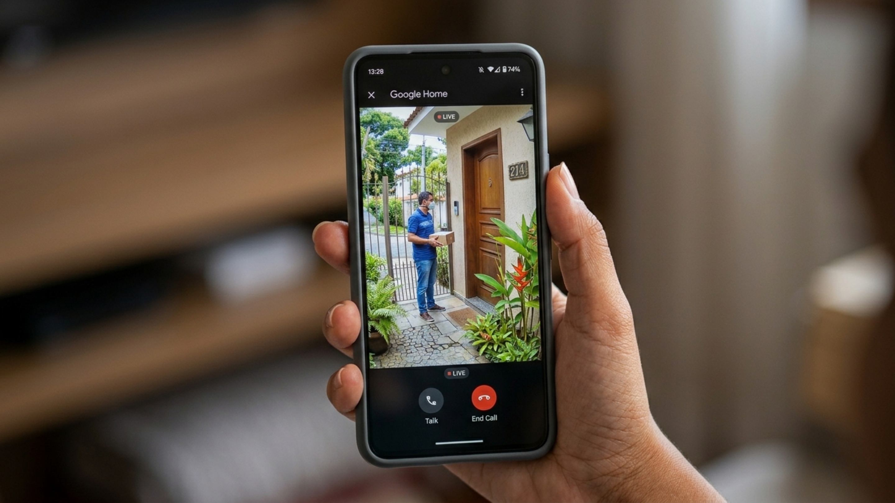 Videocampainha inteligente cresceu como item de segurança, mas também muda a rotina da casa