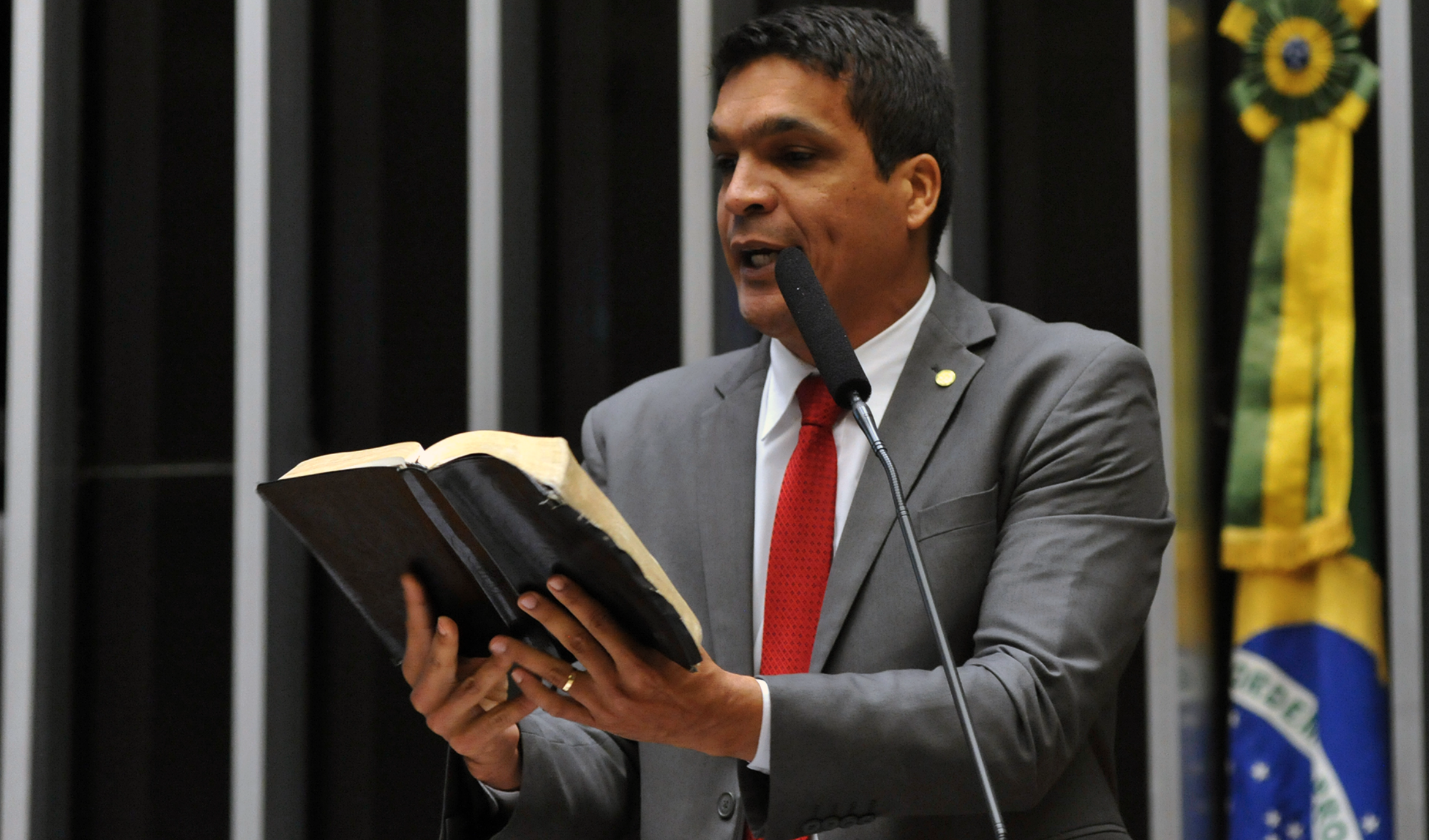 Cabo Daciolo anuncia pré-candidatura à Presidência