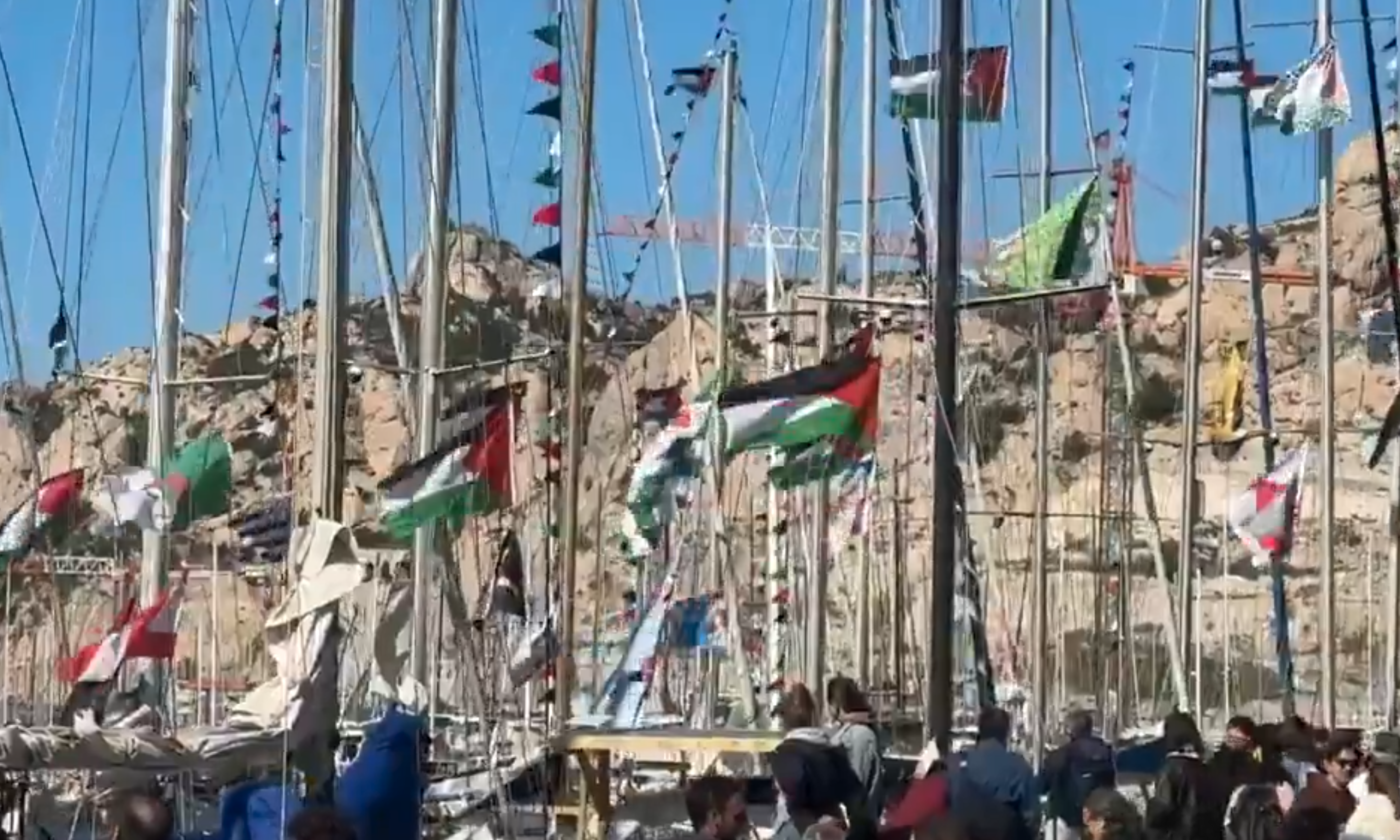 Flotilha pró-Palestina parte da França em direção a Gaza