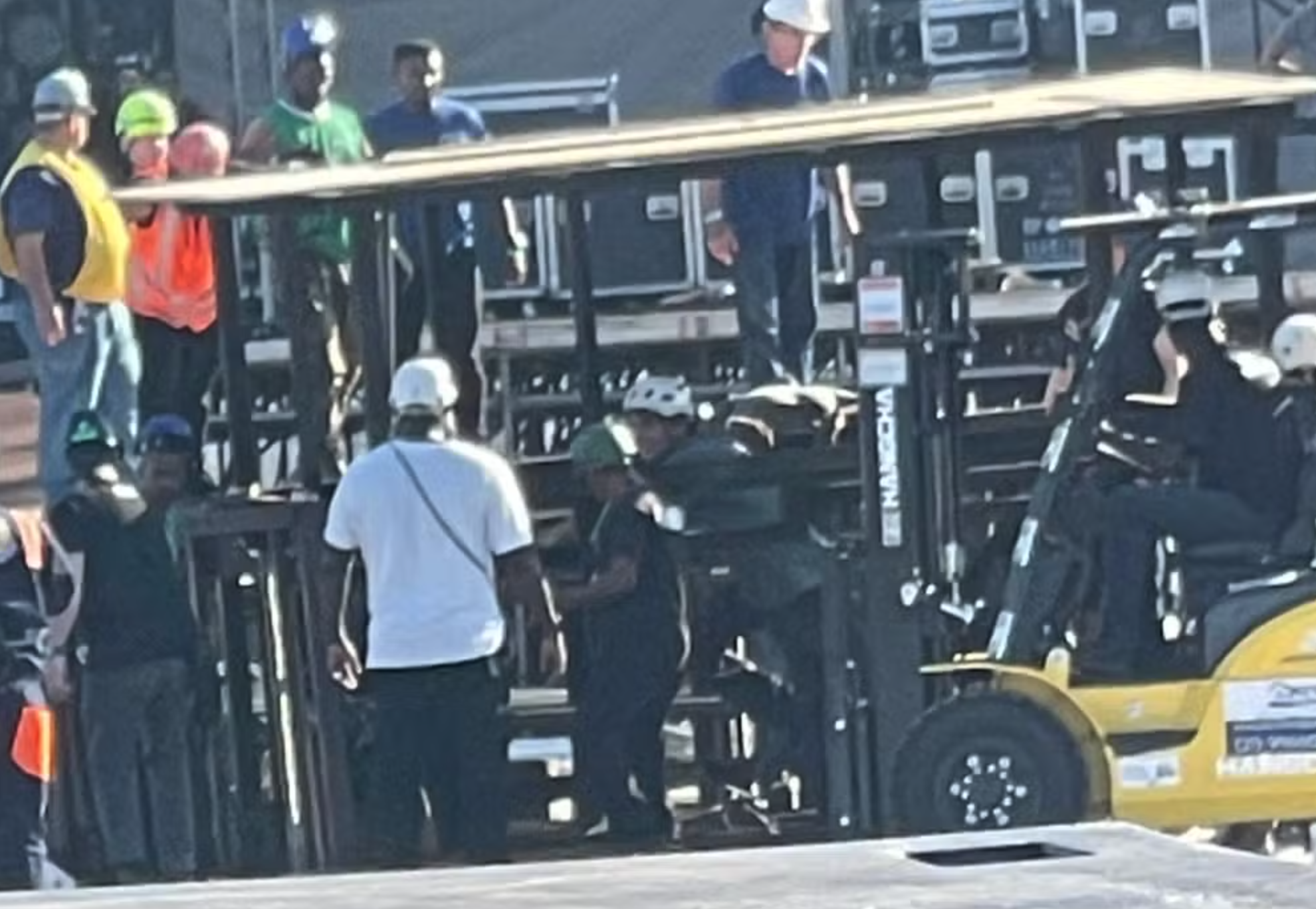 Funcionário morre durante montagem de palco para show da Shakira