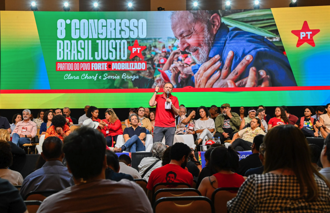 PT aprova manifesto sem citar escândalo do Banco Master