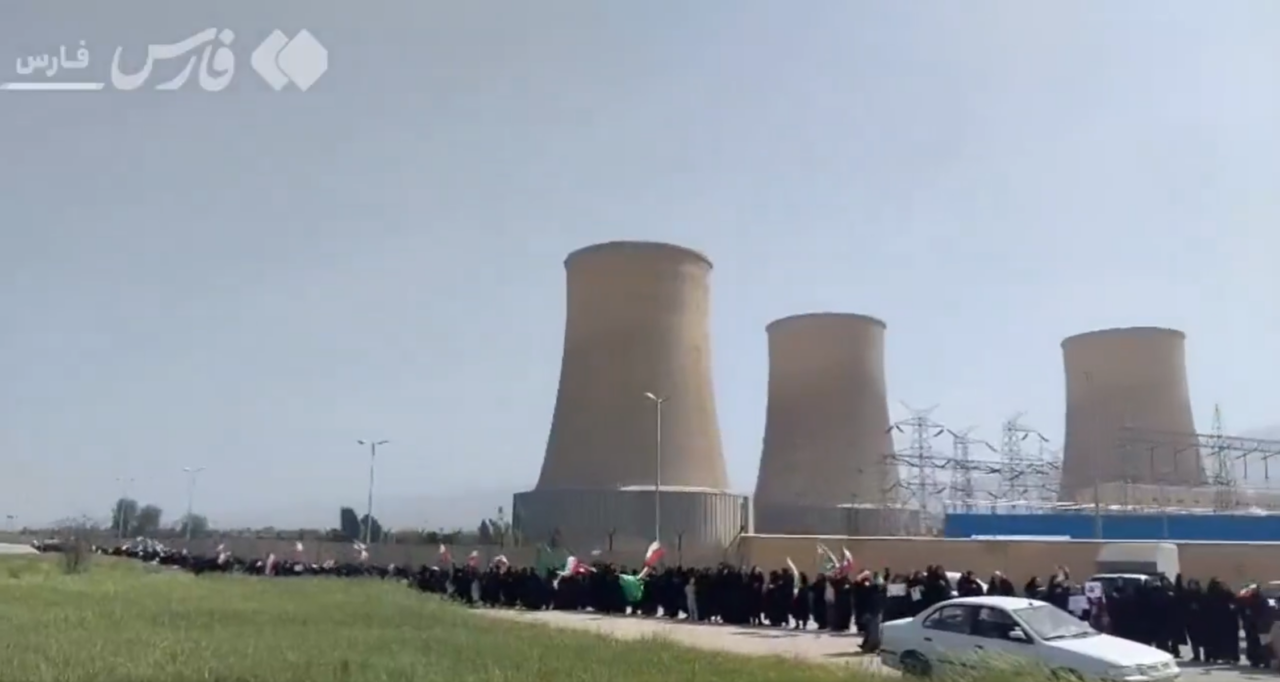 Crusoé: Os escudos humanos iranianos