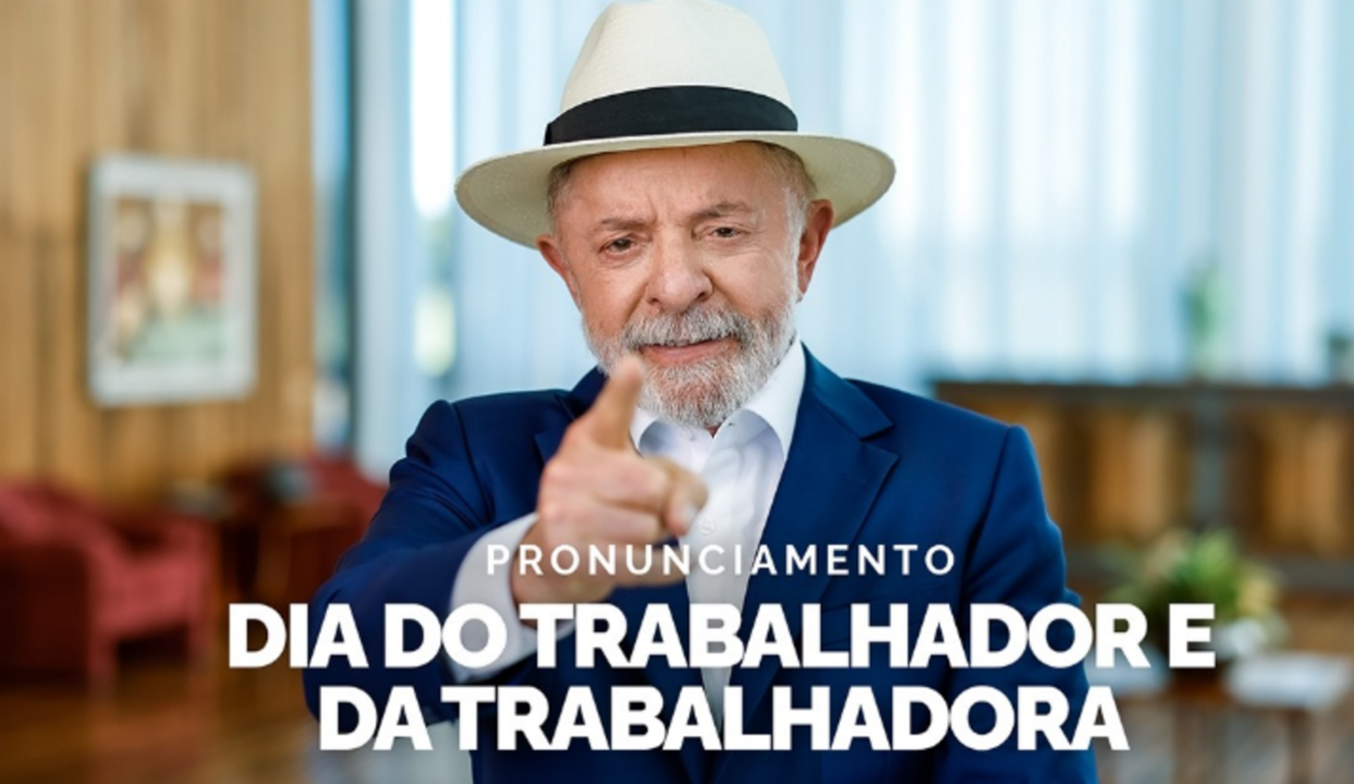 Lula discursa contra o “sistema” em cadeia nacional