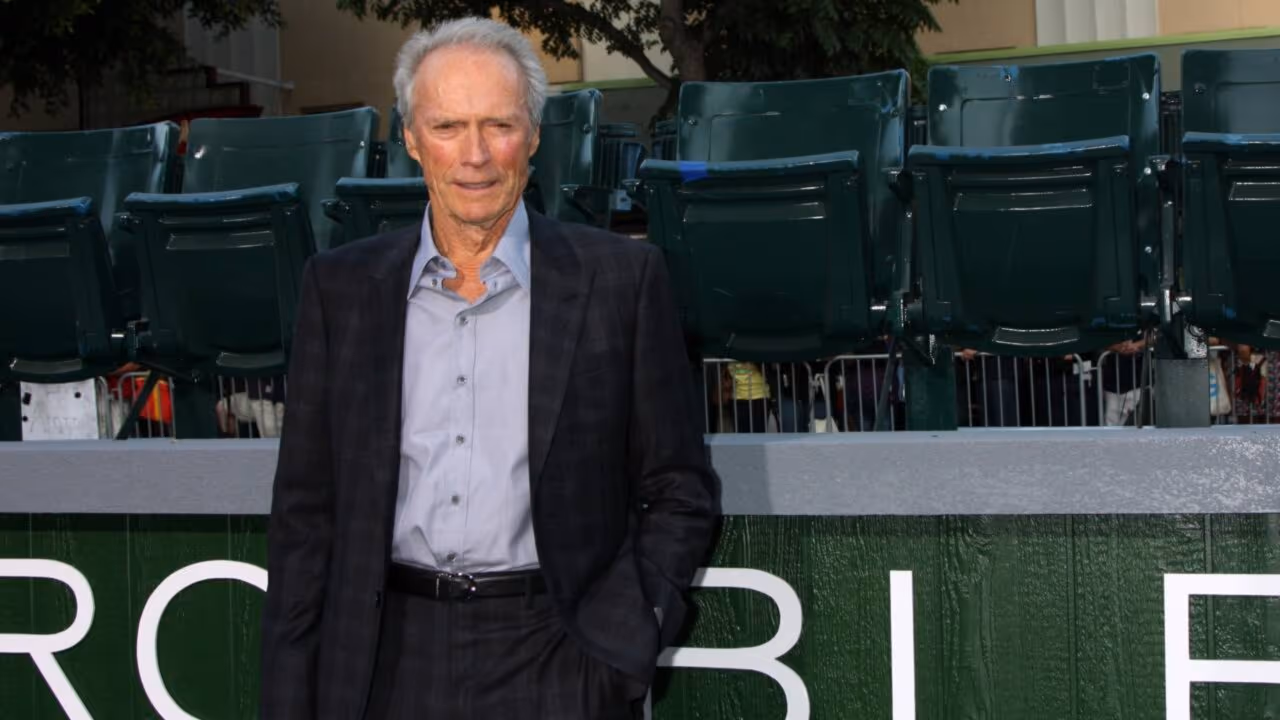 Clint Eastwood: “Digo isso com todo o respeito do mundo, mas acredite no que estou falando quando digo que você nunca deve confiar em ninguém em um filme italiano”