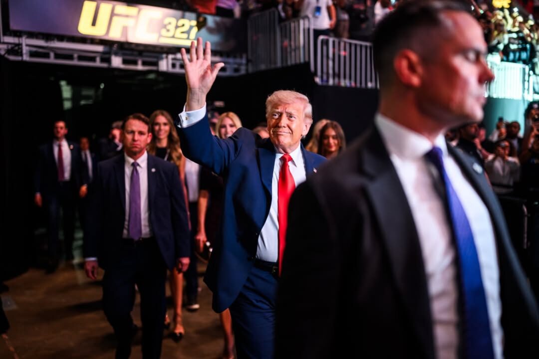 Crusoé: Trump alega que roupa de Jesus era de médico