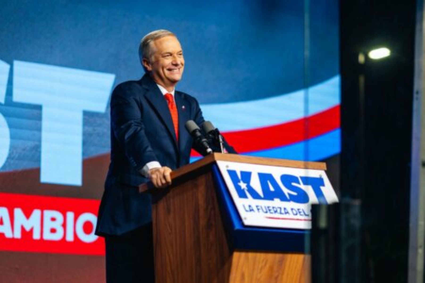 Kast quer limite de idade para universidade gratuita no Chile