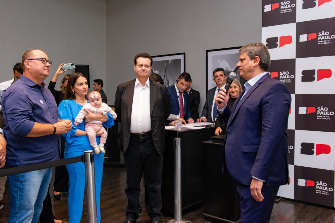 Crusoé: Cortejado pelo PT, Kassab reafirma apoio a Tarcísio