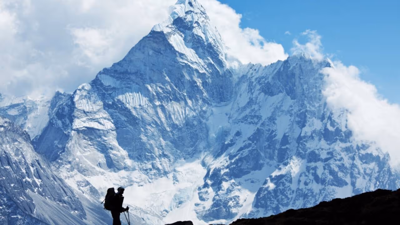 Guias envenenavam turistas no Everest em esquema para fraudar indenizações de seguros