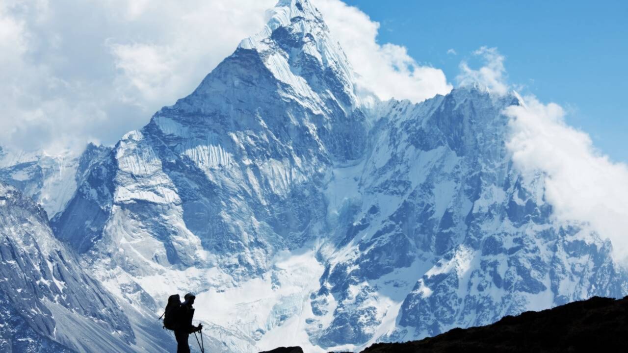 Guias envenenavam turistas no Everest em esquema para fraudar indenizações de seguros