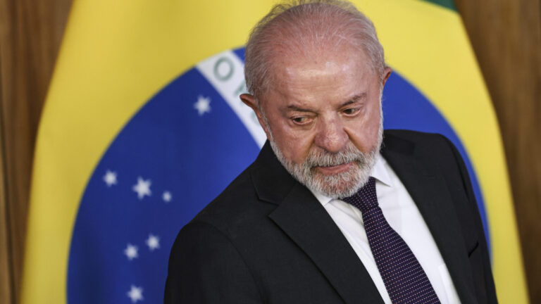 “Tem gente achando que Lula se preocupa com os pobres”, diz Flávio sobre COP30