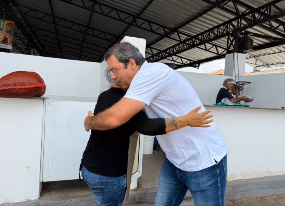 Crusoé: Dr. Furlan lidera corrida ao governo no Amapá, aponta AtlasIntel