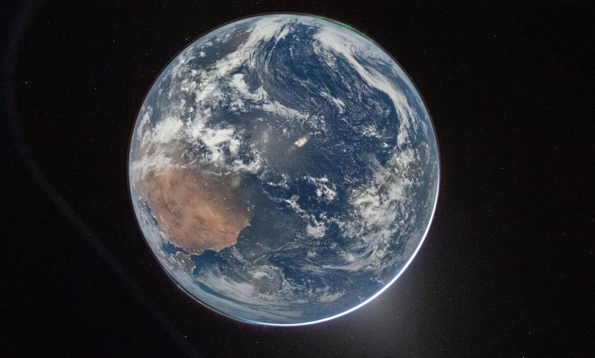 Nasa divulga primeiras imagens da Terra vista da missão Artemis 2: “Simplesmente linda!”