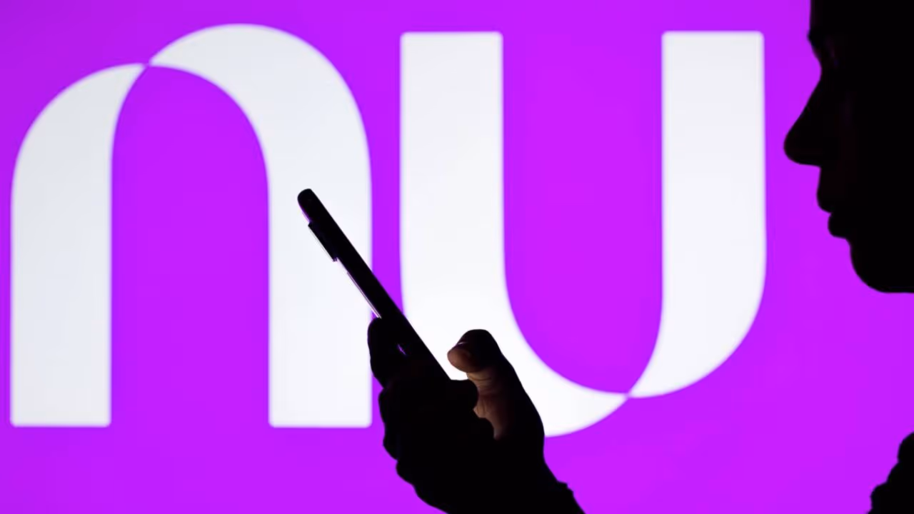 “Erro bizarro”, diz cofundadora do Nubank sobre mensagem de liquidação