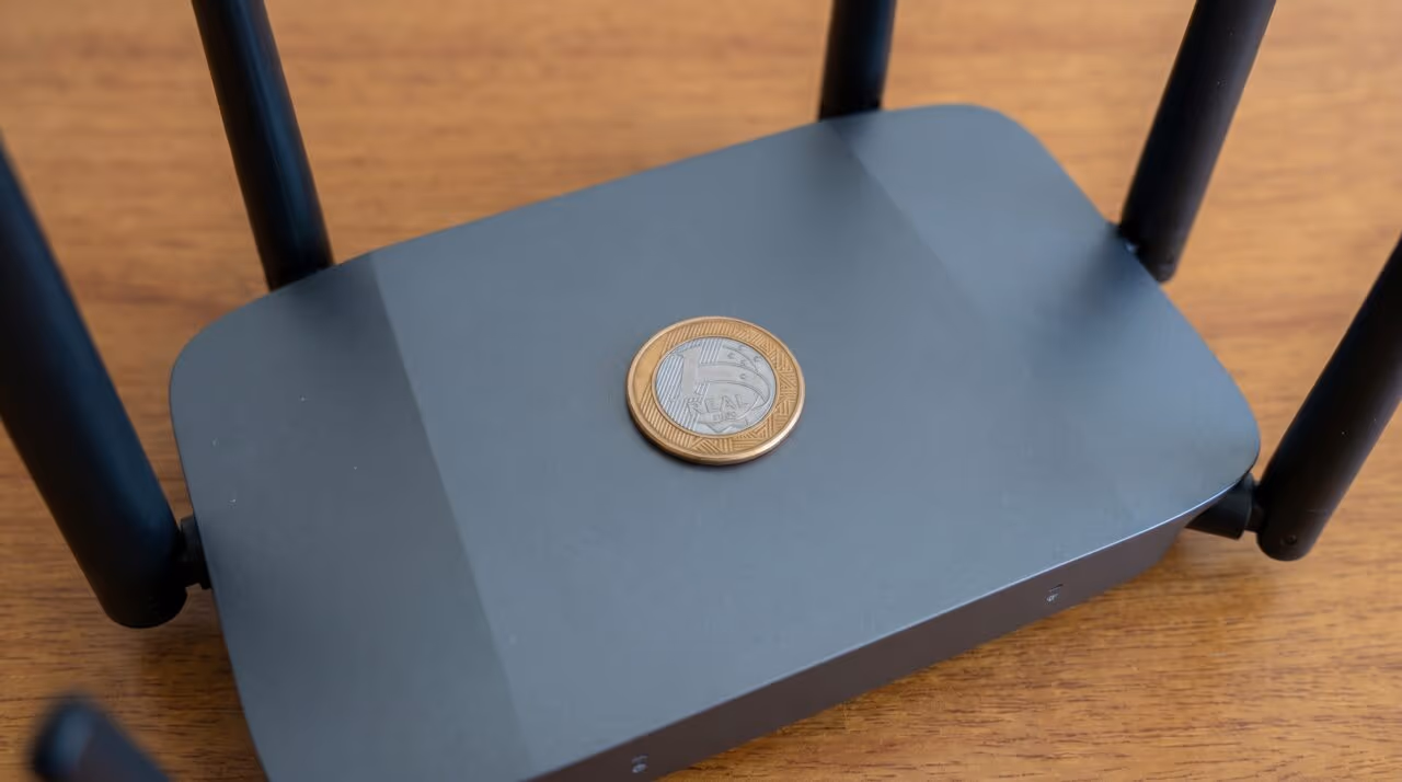 Por que recomendam o truque de colocar uma moeda em cima do roteador Wi-Fi e para que serve?
