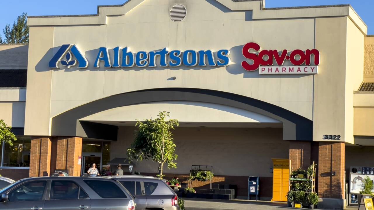 Rede de supermercados Albertsons anuncia fechamento de lojas e demissões em massa