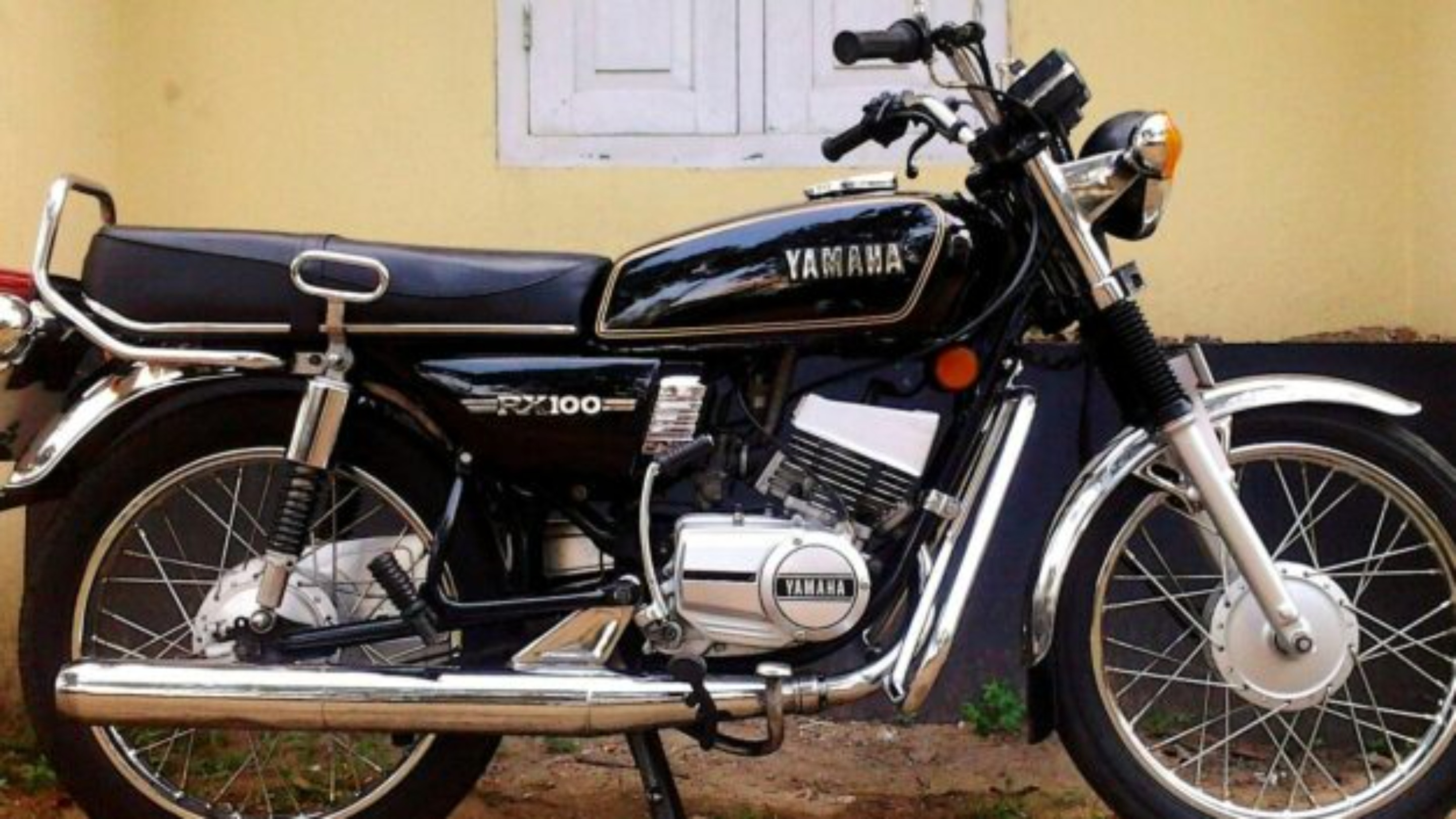 Yamaha ressuscita moto lendária dos asfaltos brasileiros nos anos 80 com design clássico e características modernas