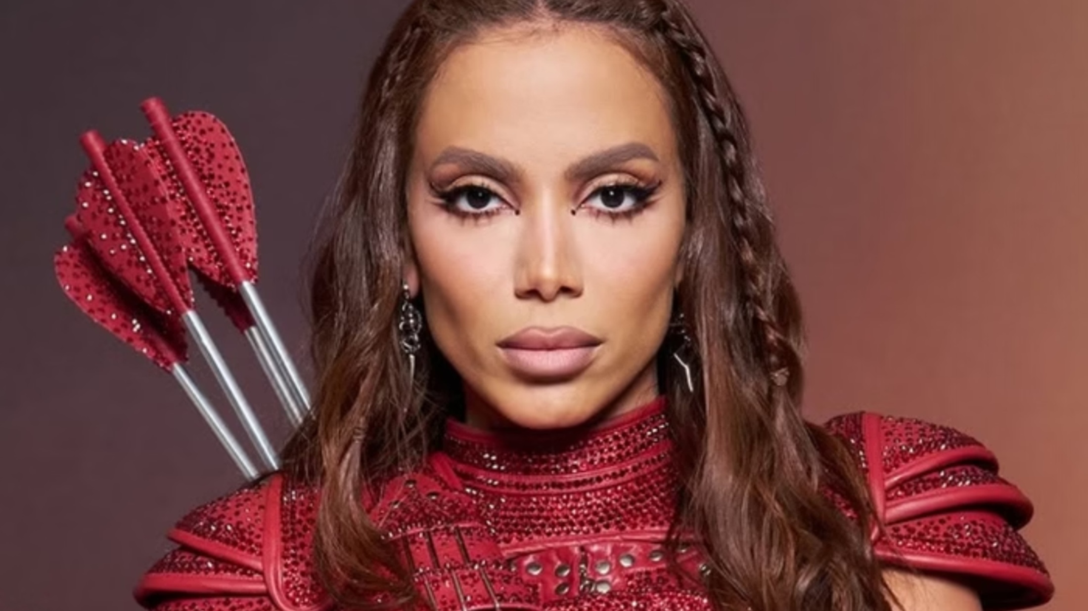 Sem sucesso fora do Brasil, Anitta justifica fracasso internacional