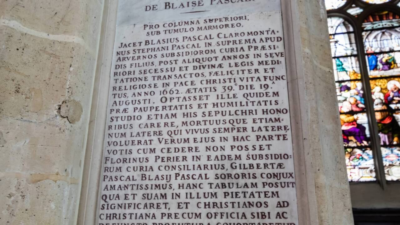 Blaise Pascal: "A última coisa que se descobre ao escrever uma obra é por onde se deve começar."