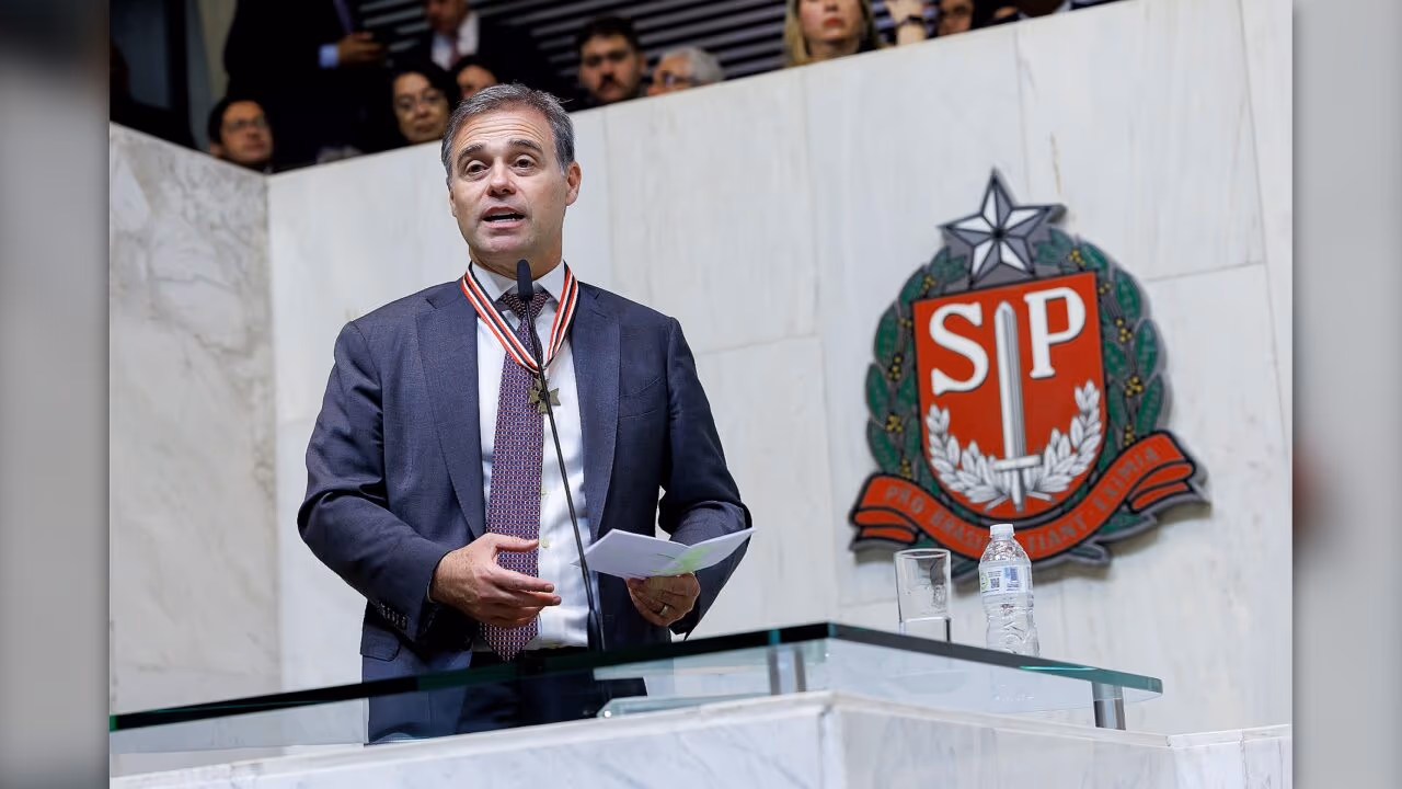 ‘Que em breve você esteja comigo no STF’, diz Mendonça a Messias