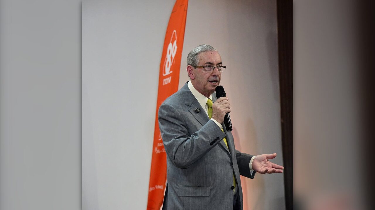 PF cita indícios de atuação de Cunha por meio de deputado do Republicanos