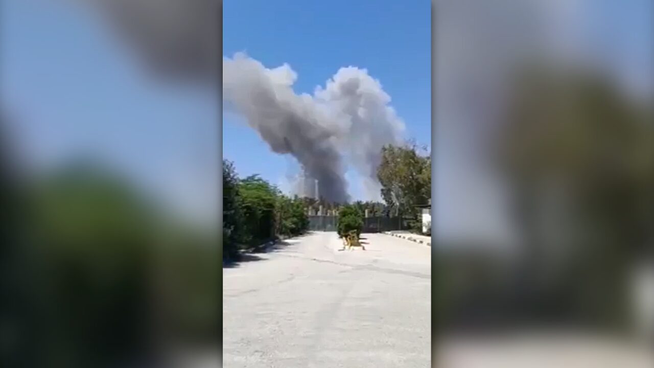 Ilha de Kharg, no Irã, é alvo de ataques