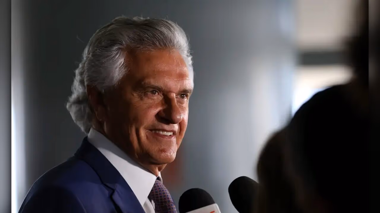 “Não é com likes”, diz Caiado ao criticar polarização na política