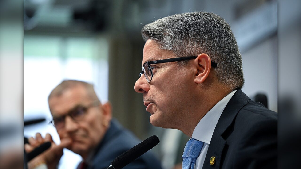“Sempre que alguém enfrenta o sistema, a reação é violenta”, diz Vieira