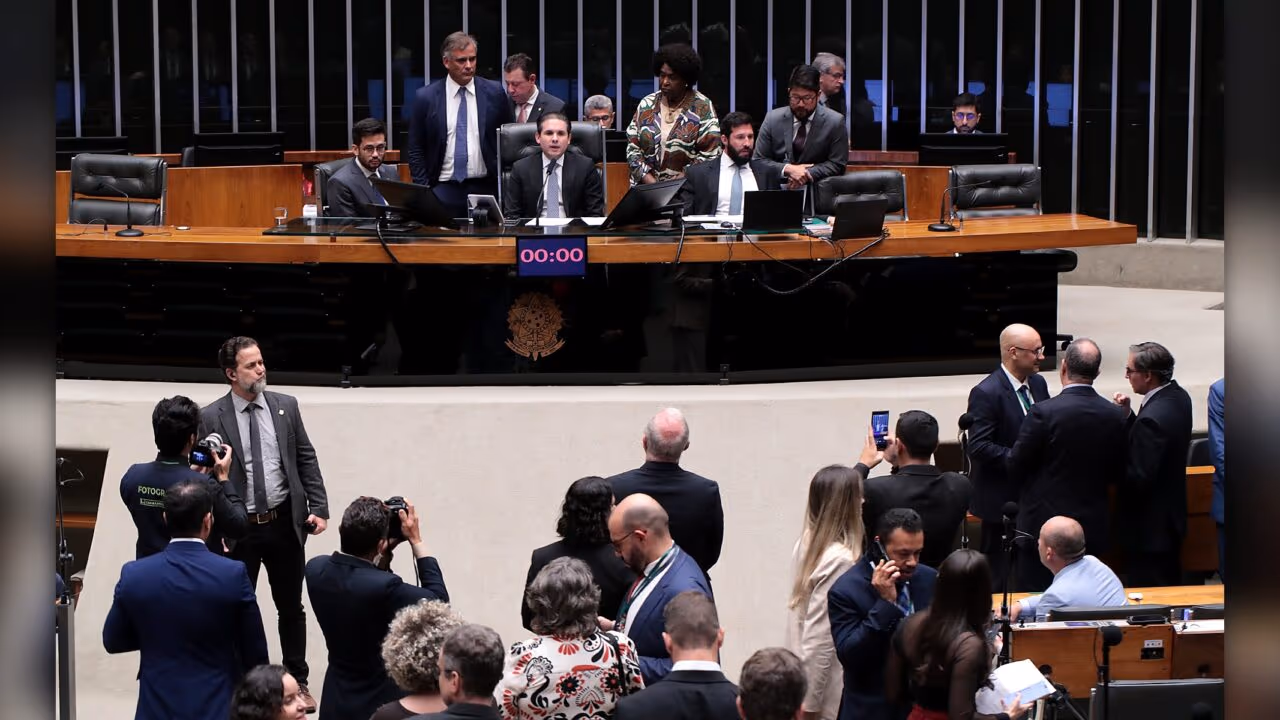 Câmara endurece regras para venda de ouro e cria sistema de rastreabilidade