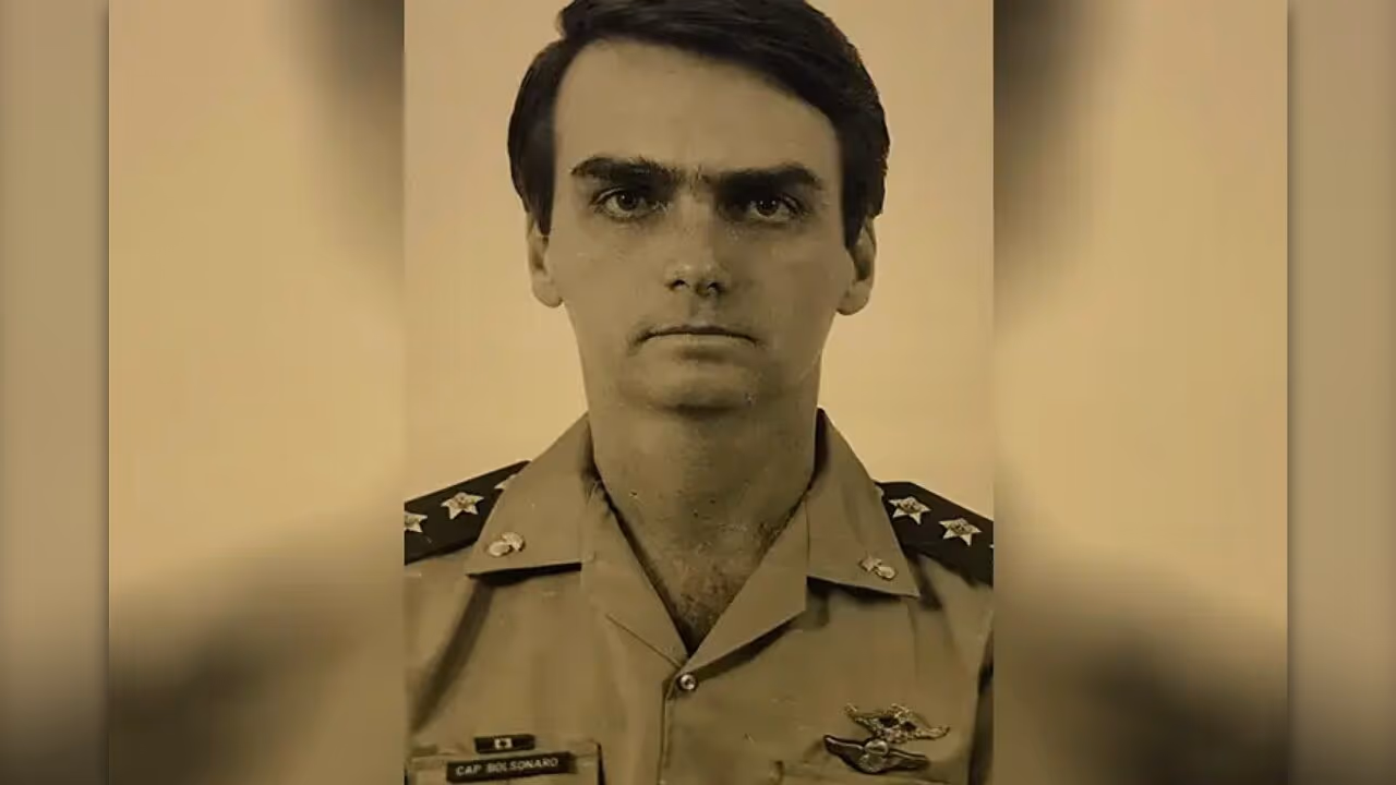 STM autoriza coleta de dados militares de Bolsonaro em ação sobre patente