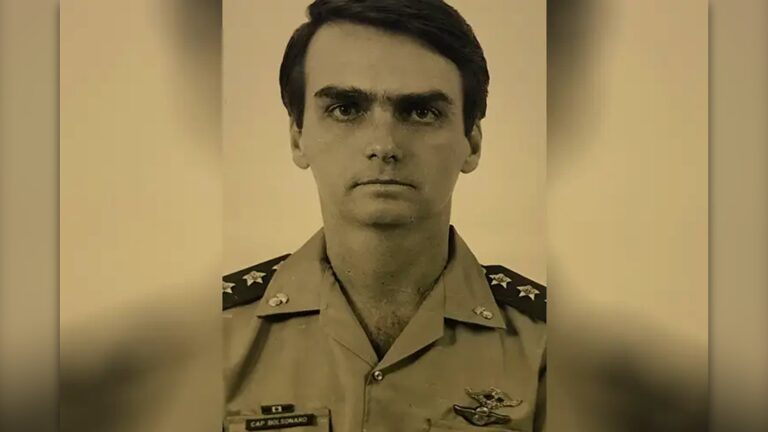 STM autoriza coleta de dados militares de Bolsonaro em ação sobre patente