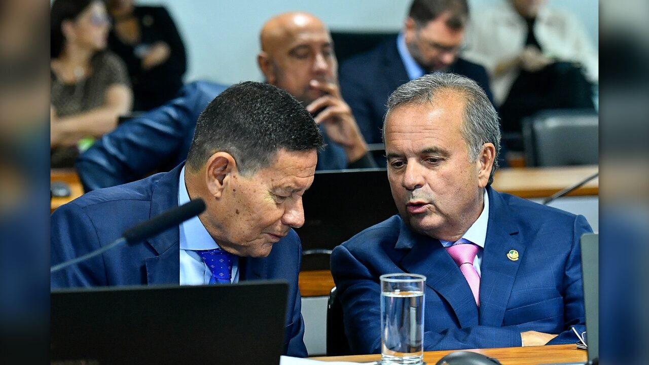 Oposição pressiona por derrubada de veto de Lula ao PL da dosimetria