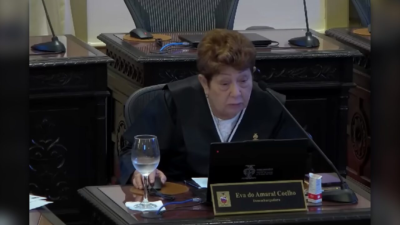 Desembargadora do TJ-PA perde a paciência e manda colega “prestar atenção” na sessão