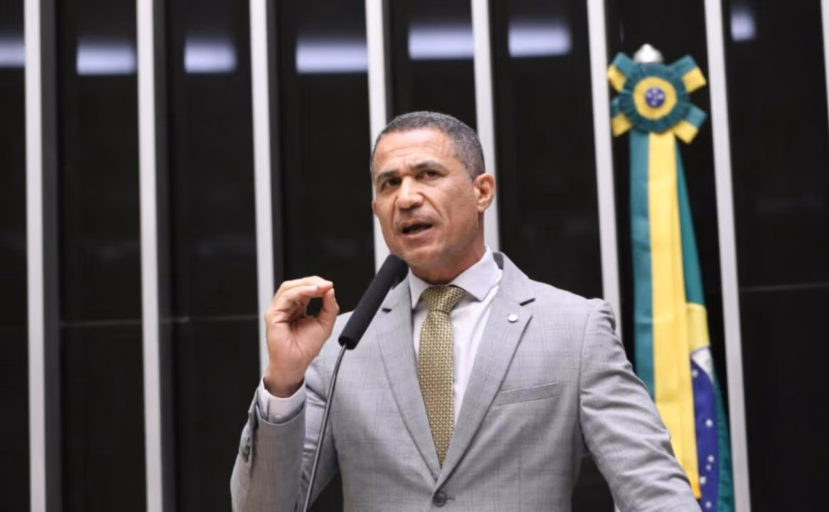 “O governo odeia as polícias”, dispara Coronel Assis