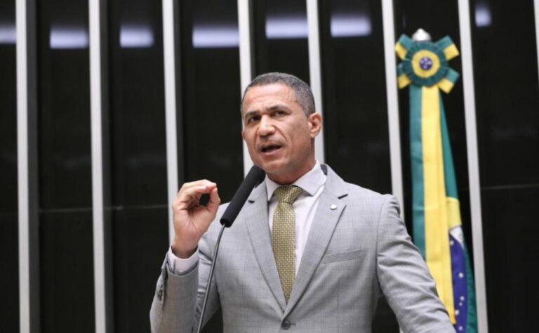 “O governo odeia as polícias”, dispara Coronel Assis