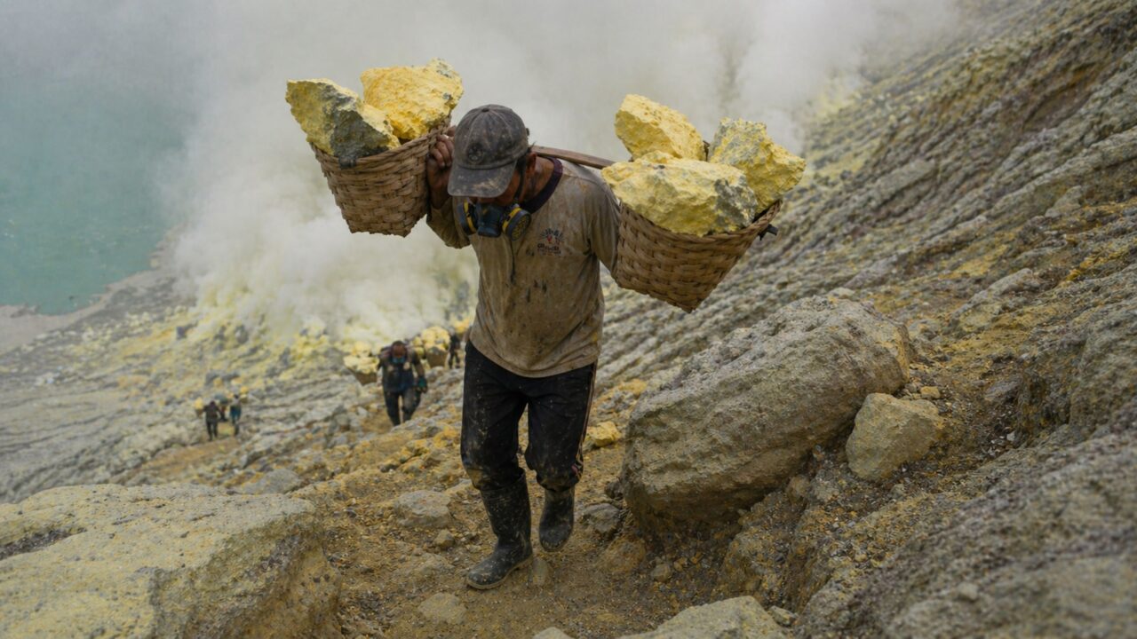 O lugar do mundo onde a terra literalmente vale dinheiro e o motivo surpreendente por trás disso