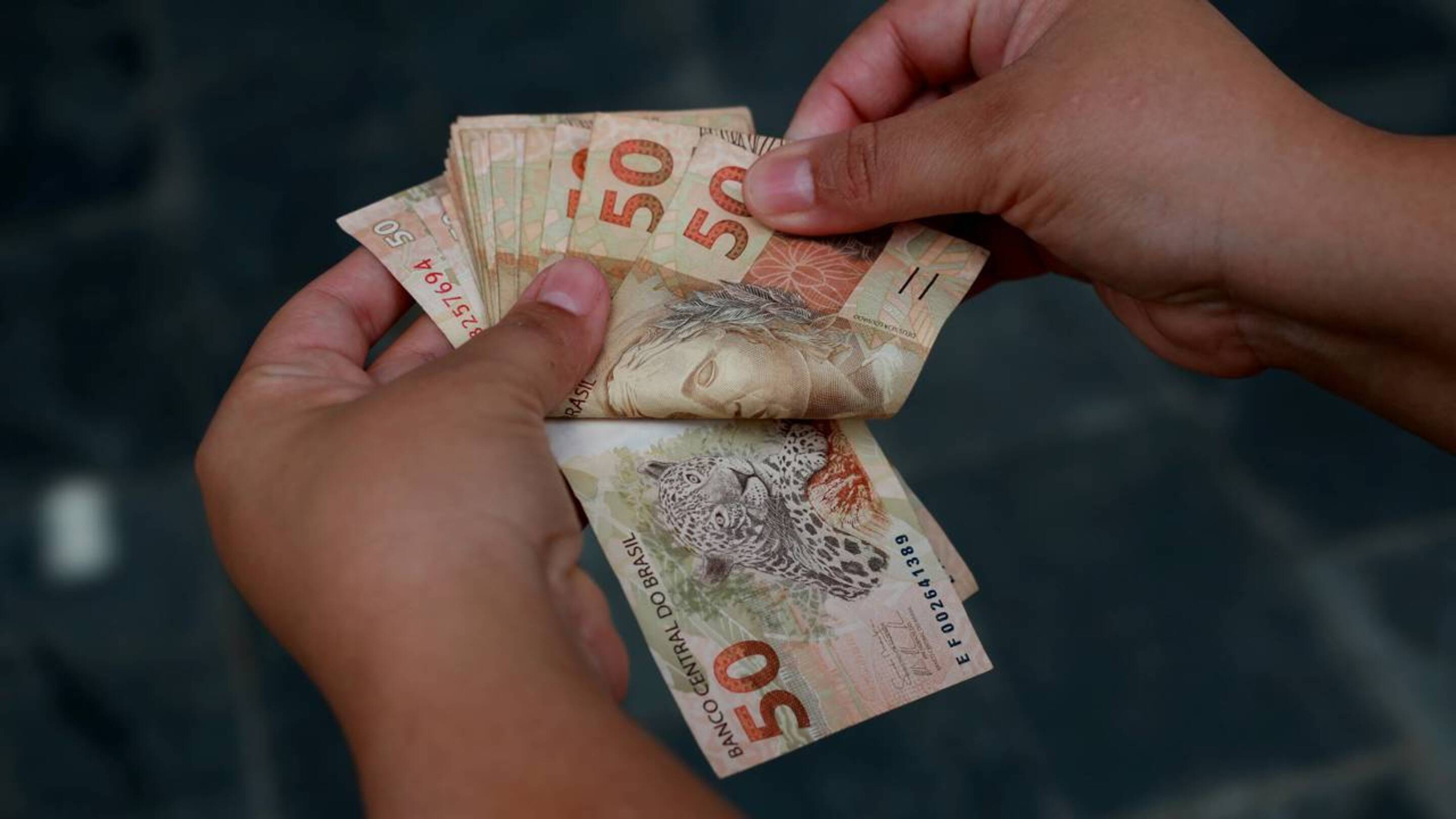 Como montar uma reserva de emergência mesmo com renda apertada